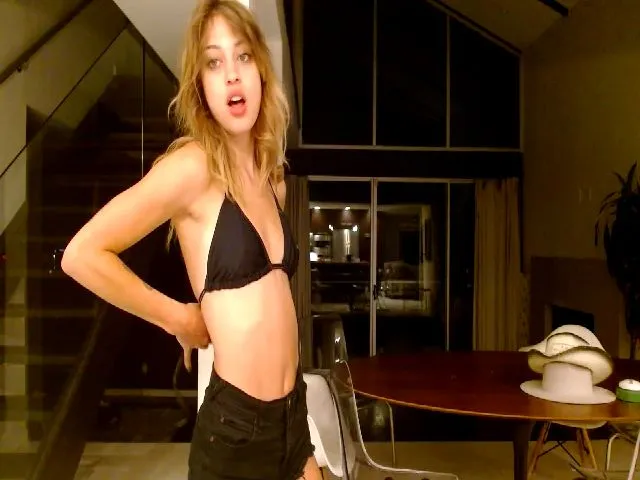 Live sex webcam photo for gxrlnxtdoor #273905720