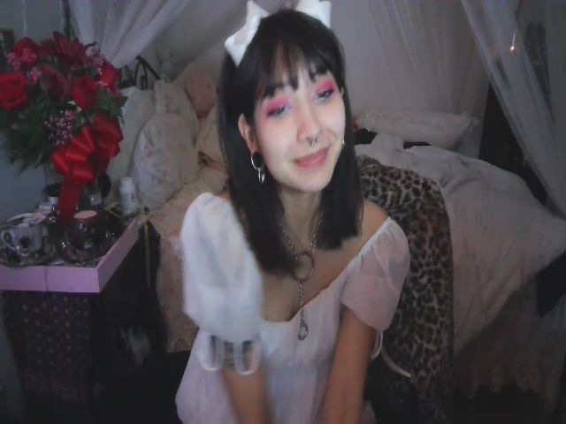 Live sex webcam photo for hazy666 #272421250