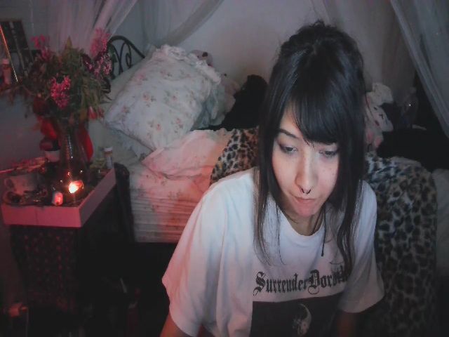 Live sex webcam photo for hazy666 #272550670