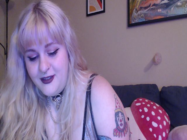 Live sex webcam photo for hollyxbunny #273402869