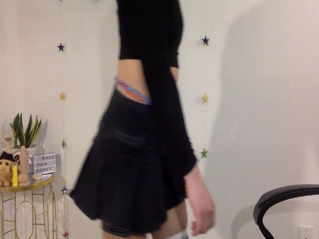 Live sex webcam photo for hon3ybunch #273080809