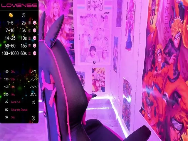 Live sex webcam photo for honeykitty__ #271753051