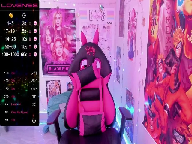 Live sex webcam photo for honeykitty__ #271842039