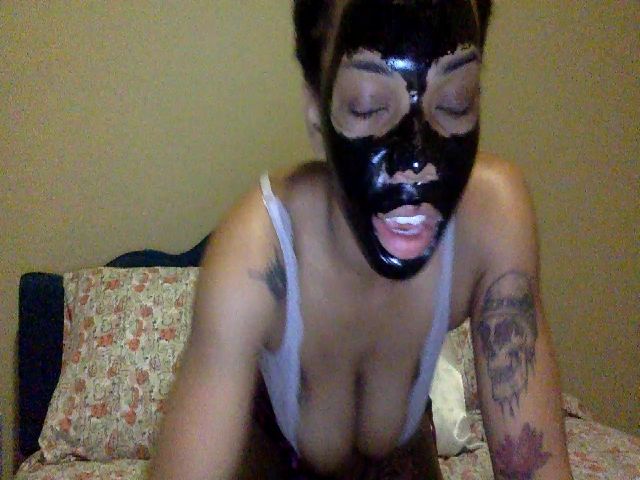 Live sex webcam photo for hotandonline #274305494