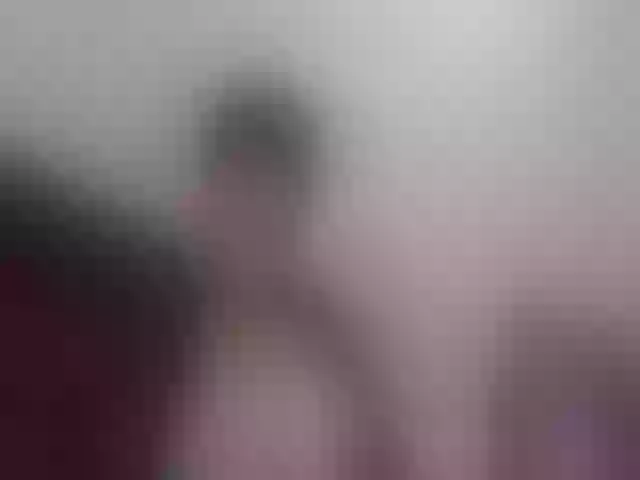 Live sex webcam photo for hotsluttytits #272773150
