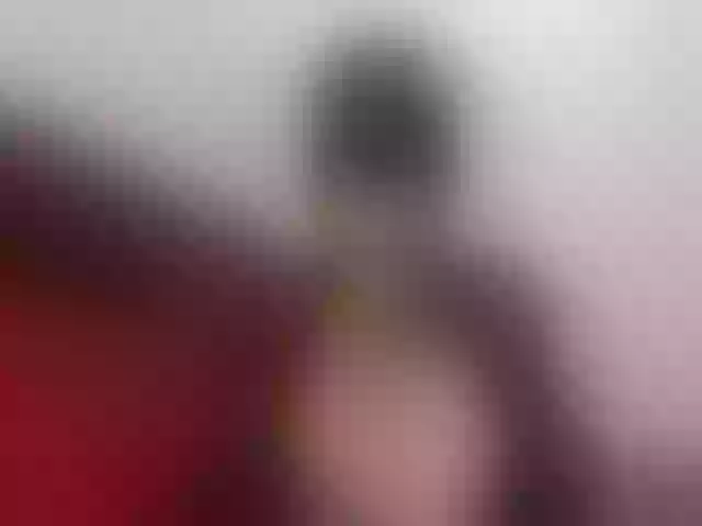 Live sex webcam photo for hotsluttytits #272868911
