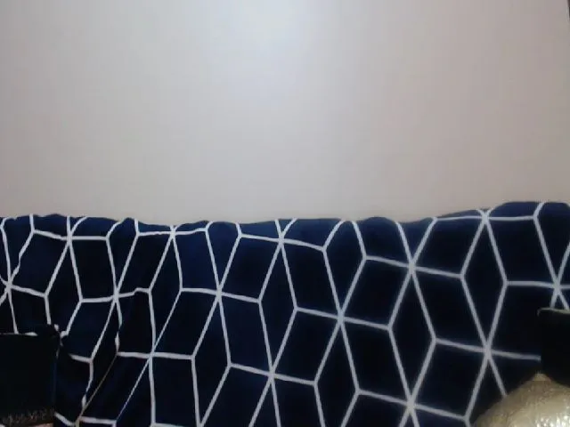 Live sex webcam photo for hotsluttytits #273318797