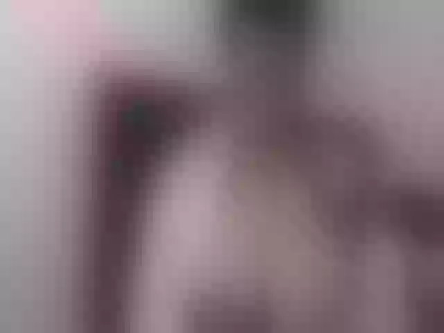 Live sex webcam photo for hotsluttytits #273339252