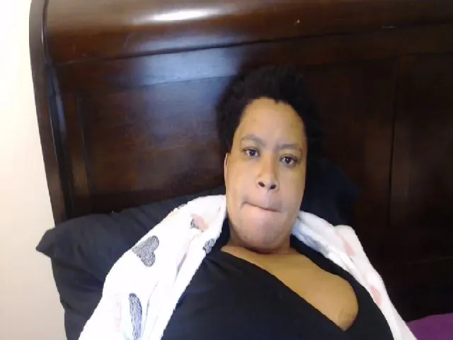 Live sex webcam photo for hotsluttytits #273340947