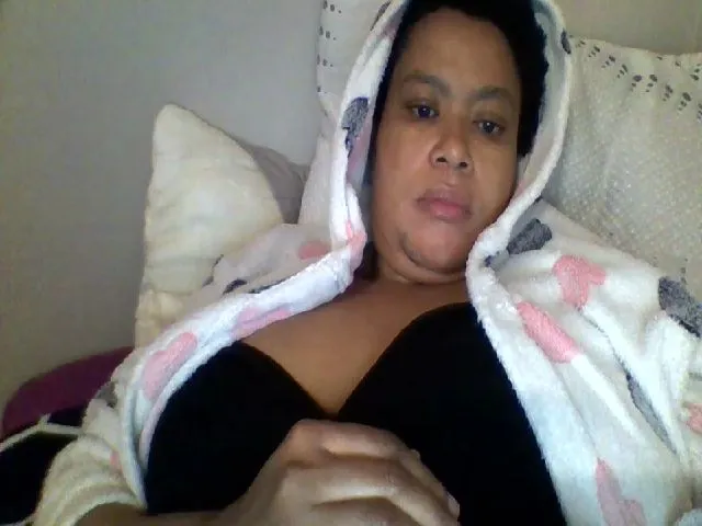 Live sex webcam photo for hotsluttytits #273488796