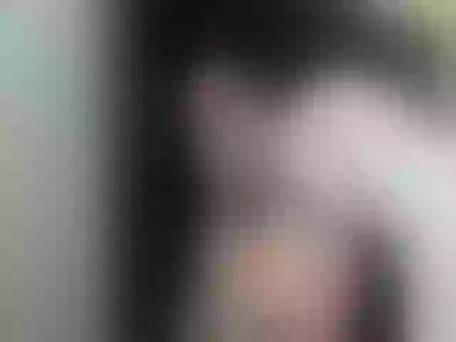 Live sex webcam photo for hotsluttytits #273894096