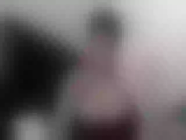 Live sex webcam photo for hotsluttytits #273961559