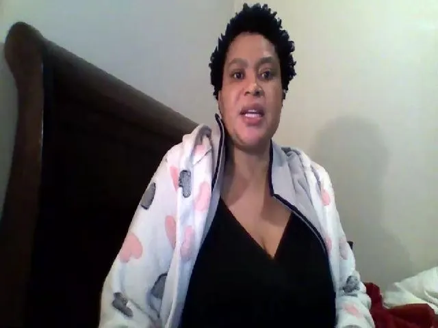 Live sex webcam photo for hotsluttytits #273969315