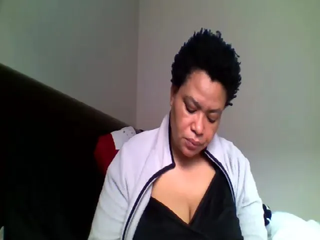 Live sex webcam photo for hotsluttytits #274042255