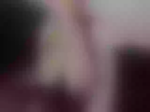 Live sex webcam photo for hotsluttytits #274193537