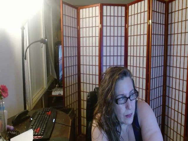 Live sex webcam photo for ireallysquirt #273661319