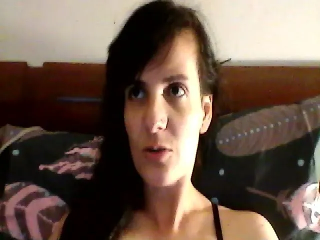 Live sex webcam photo for isabellazee2 #272118022