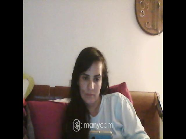 Live sex webcam photo for isabellazee2 #272581253