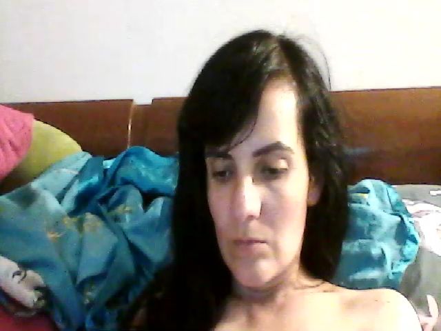 Live sex webcam photo for isabellazee2 #272847813