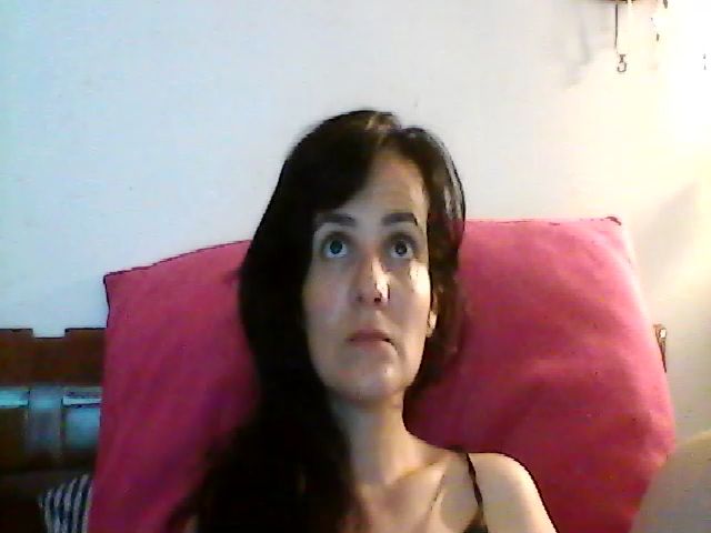Live sex webcam photo for isabellazee2 #273029567