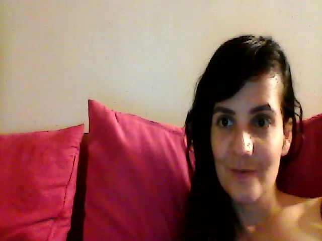 Live sex webcam photo for isabellazee2 #273250802