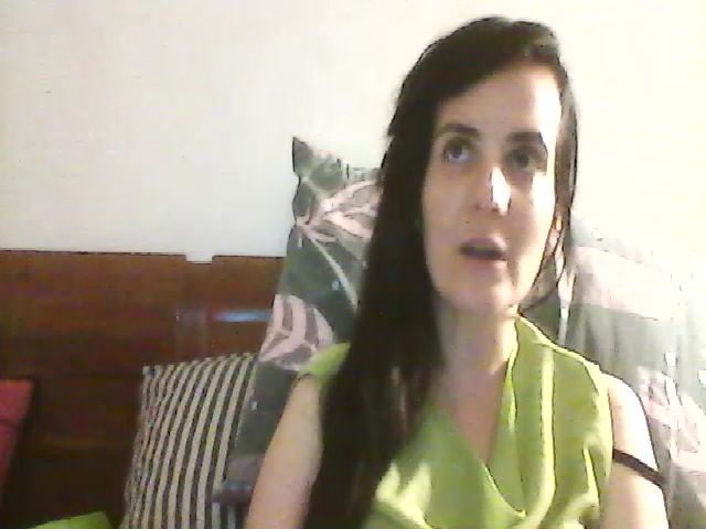 Live sex webcam photo for isabellazee2 #273352888