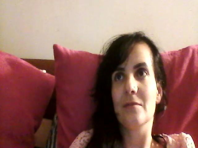 Live sex webcam photo for isabellazee2 #273546276