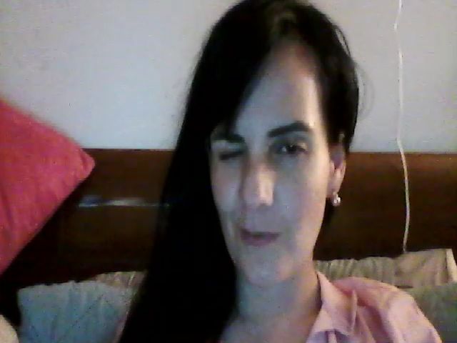Live sex webcam photo for isabellazee2 #273819409