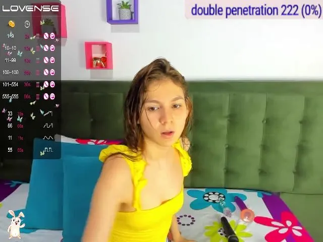 Live sex webcam photo for issabell_18 #273442125