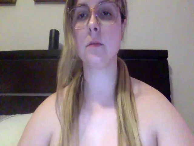 Live sex webcam photo for j3nnamatic #272622957