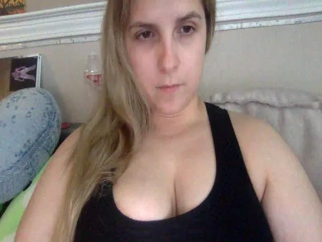 Live sex webcam photo for j3nnamatic #272972046