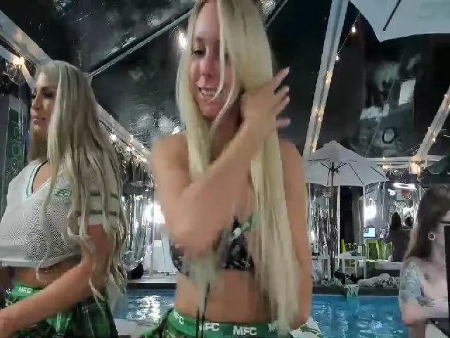 Live sex webcam photo for jaimees_room #272156061