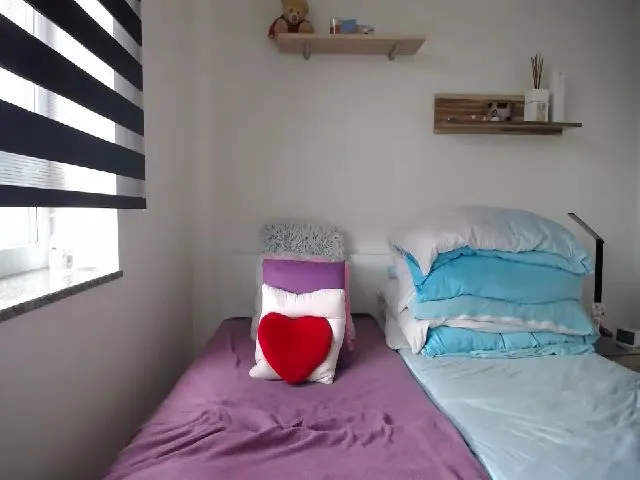 Live sex webcam photo for jennifer1177 #272500207