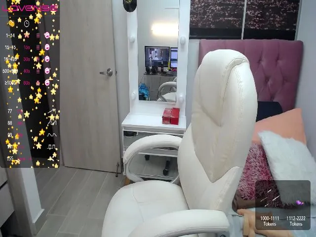 Live sex webcam photo for jessikplayhot #273052940