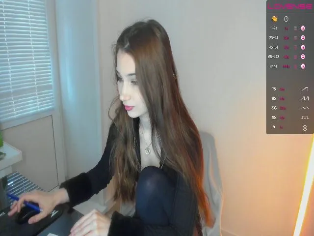 Live sex webcam photo for joi4you #273503702