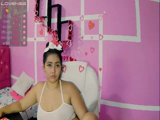 Live sex webcam photo for karla_sluttyx #272475486
