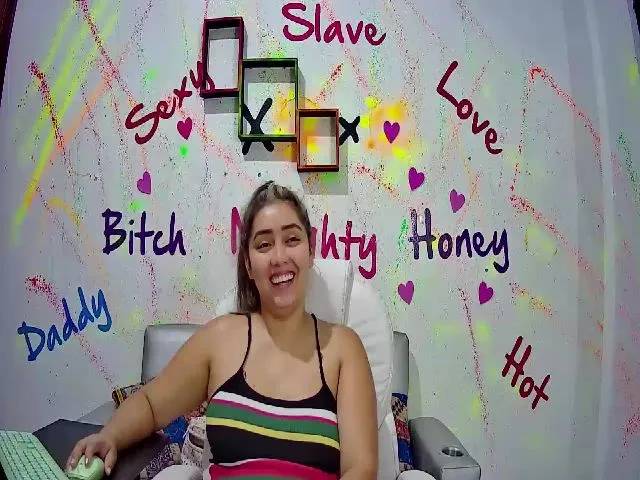 Live sex webcam photo for karla_sluttyx #272863142