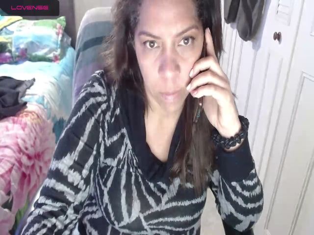 Live sex webcam photo for kattaleyapink #272919496