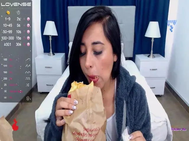 Live sex webcam photo for katymss #272820501