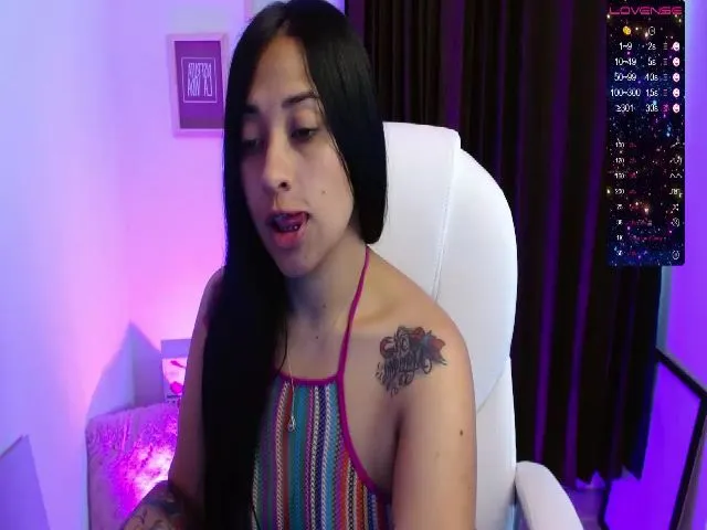 Live sex webcam photo for katymss #274593924