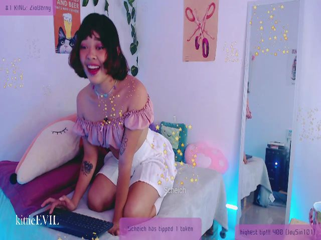 Live sex webcam photo for kittieEVIL #272046517