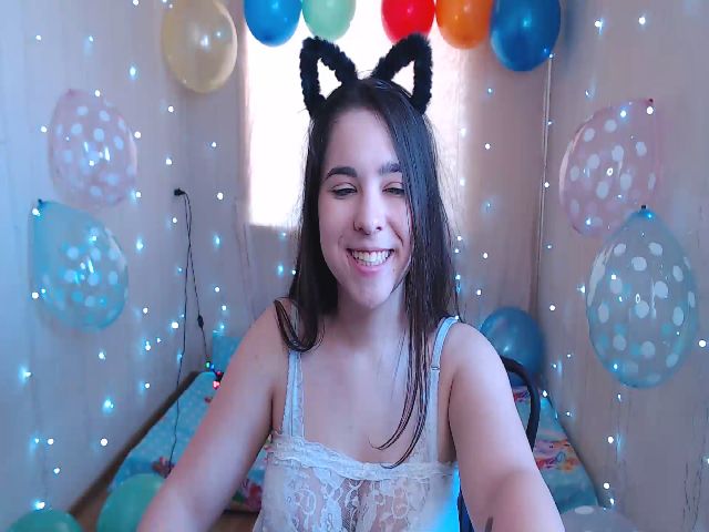 Live sex webcam photo for kitty_devil #272739913