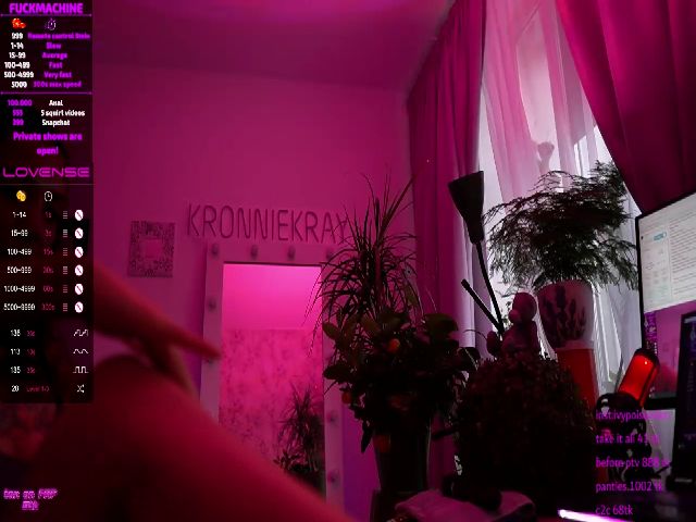 Live sex webcam photo for kronniekray #273787000