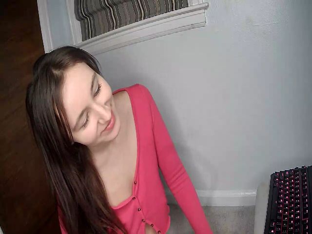 Live sex webcam photo for lalalovelacee #272304679