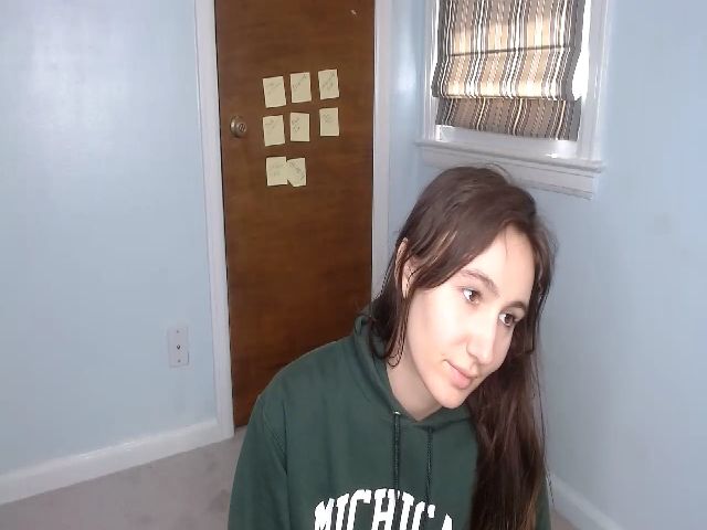 Live sex webcam photo for lalalovelacee #273024648