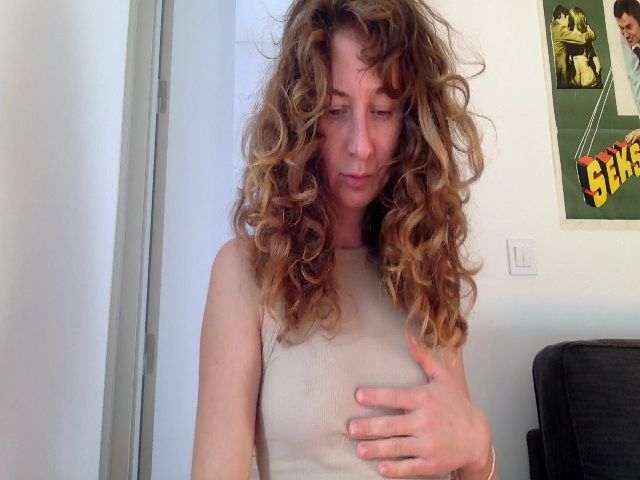 Live sex webcam photo for lanatomatoes #271966752