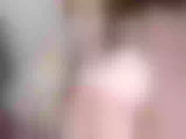 Live sex webcam photo for laurensweety_ #271974732