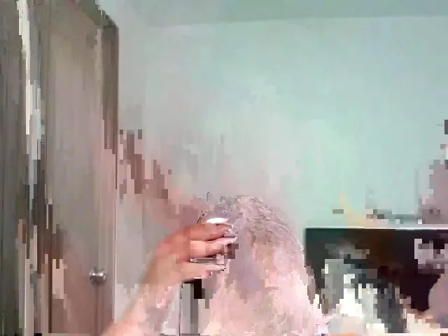 Live sex webcam photo for laurensweety_ #272521318