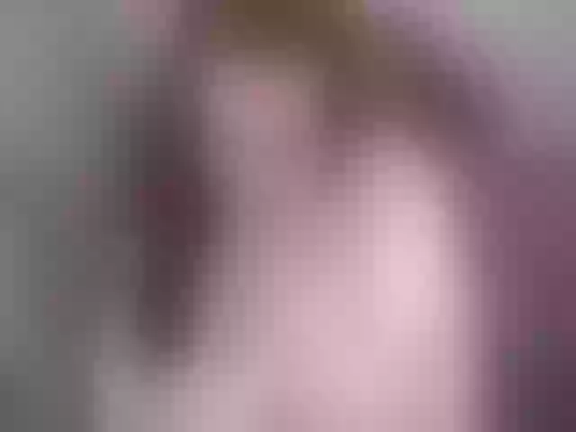Live sex webcam photo for laurensweety_ #273158071