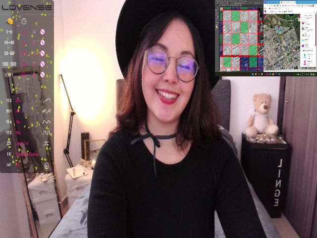 Live sex webcam photo for laurent_swan1 #272830194